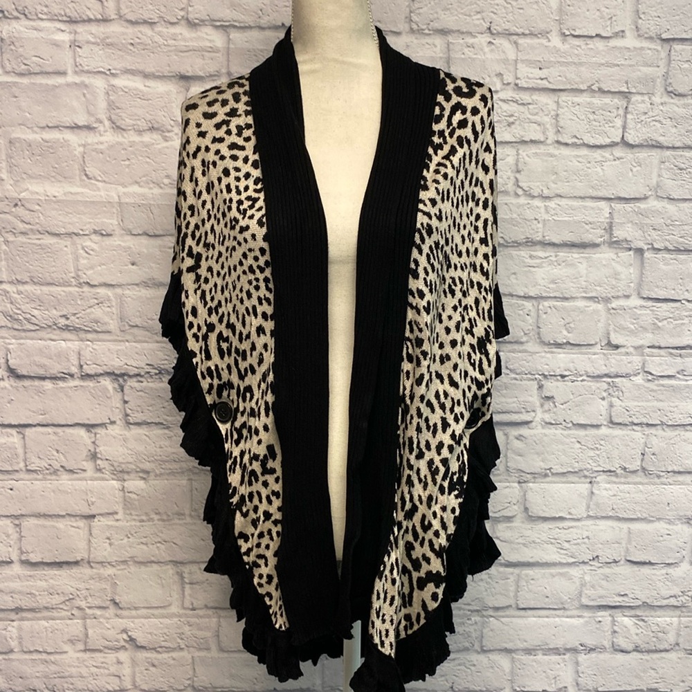 JOSEPH A Cheetah Print Black Ruffle Trim Poncho Shrug Wrap Size Medium